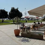 Bright & Airy Designed Home, Balcony, 1 Min * Matosinhos (Porto)